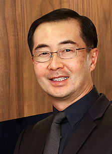 Dr. Heah Sieu Min